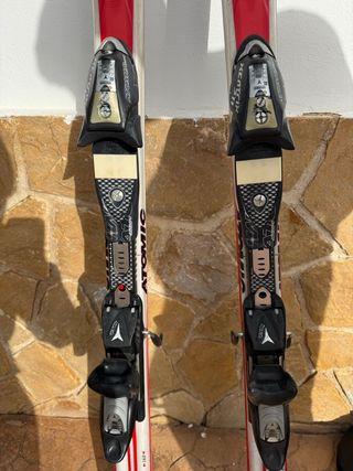 PACK Esquís Atomic Beta Ride 9.2 V Y BOTAS