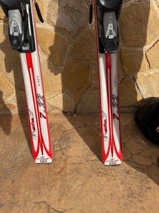 PACK Esquís Atomic Beta Ride 9.2 V Y BOTAS