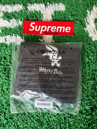 Camiseta Supreme MLB Sox Negra Talla XL