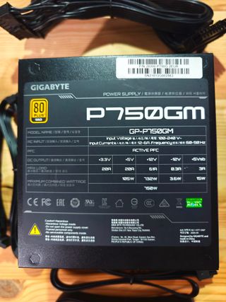 Fuente Alimentación Gigabyte P750GM 750W 80 Plus