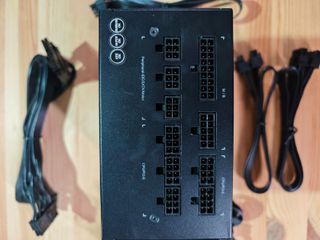 Fuente Alimentación Gigabyte P750GM 750W 80 Plus