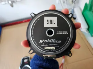 Altavoces JBL GTO para Coche