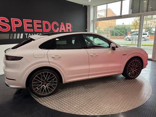 PORSCHE Cayenne Coupé EHybrid