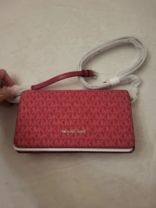 Mala Michael Kors Jet Set Travel VermelhoFramboesa