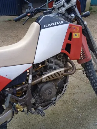 Cagiva 350 4T Moto