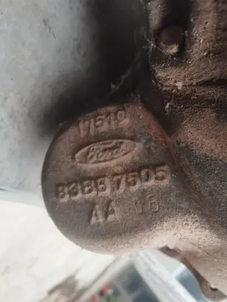 Caja de cambios Ford Sierra 83BB 7505 AA