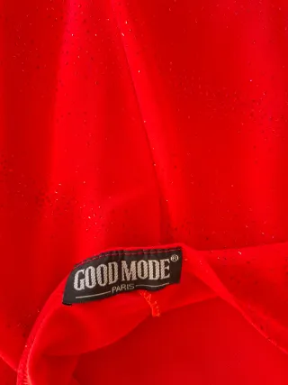 Vestido fiesta rojo brillante