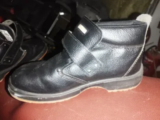 Botas de seguridad ROBUSTA negras
