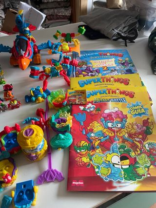 Pack juguetes superthings