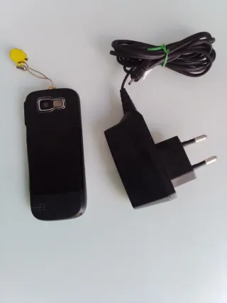 Teléfono Vodafone Nokia Vintage + Cargador