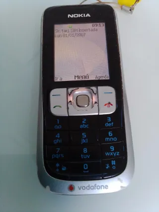 Teléfono Vodafone Nokia Vintage + Cargador