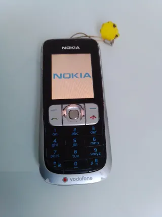 Teléfono Vodafone Nokia Vintage + Cargador