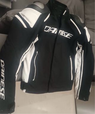 Chaqueta de moto  2 usos  Talla S/46