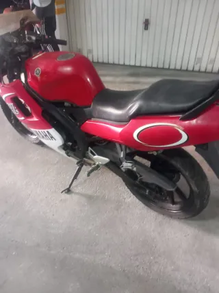 Yamaha TZR 50 sin papeles