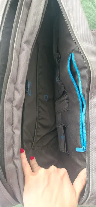 Maletín para portátil gris acolchado