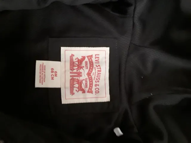 Cazadora 68 centímetros.