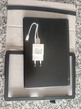 Tablet Huawei 10 pulgadas Android funda cargador