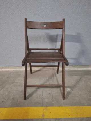 Silla de madera plegable