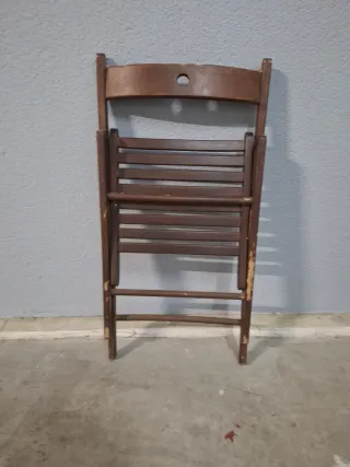 Silla de madera plegable