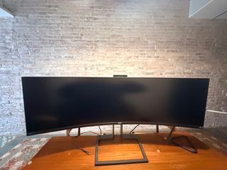 Monitor Philips 49 SuperWide Curvo