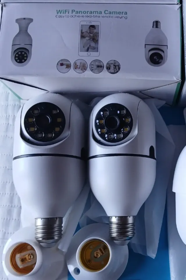 2 videoCámaras IP WiFi Modelo Bombilla