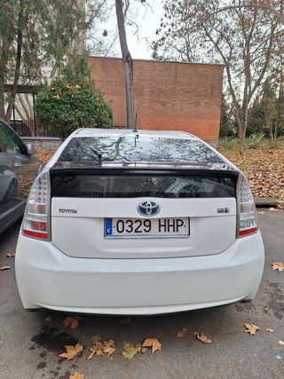 Toyota Prius 2012