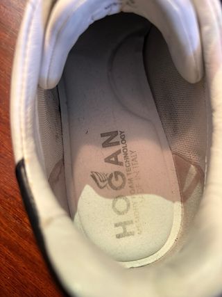 Hogan Sneakers Bianche con Dettagli Rossi