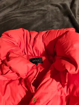 Chaqueta acolchada ANTEA DEL CORTE INGles roja tal