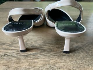 Zapatos MNG tacón rosa palo