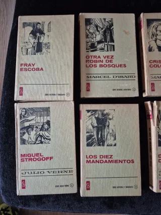 Varios libros antiguos