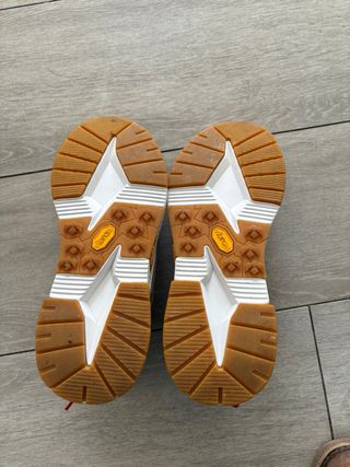 Zapatillas Mikakus Verdes y Rojas