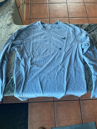 Camiseta Hollister Manga Larga Azul Talla L