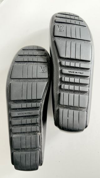 Mocasines piel negro Luois Vuitton talla 40