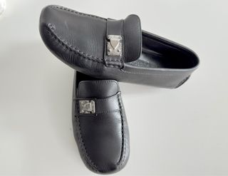 Mocasines piel negro Luois Vuitton talla 40