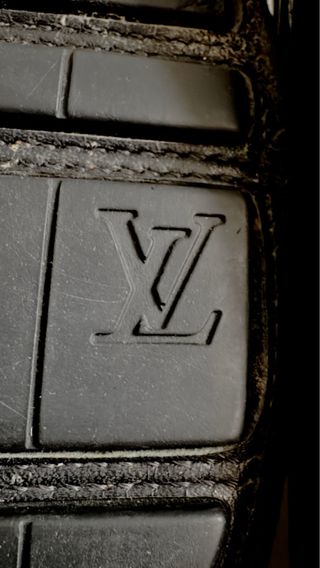 Mocasines piel negro Luois Vuitton talla 40