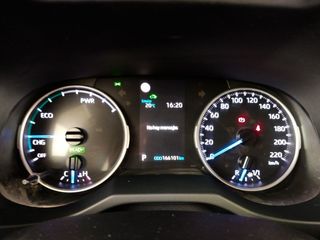 Toyota Rav4 Hybrid 4x4 Business