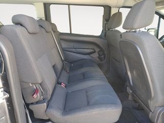 Ford Tourneo Connect Titanium Powershift