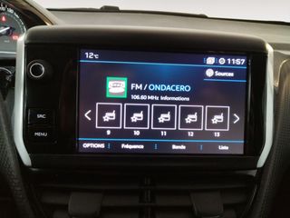 Peugeot 2008 Signature