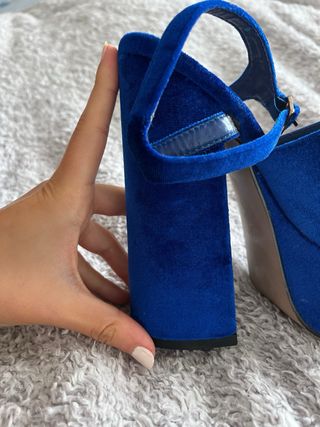 Zapatos de tacón azul terciopelo talla 37