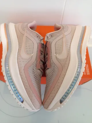 Nike Pegasus Premium T42.5