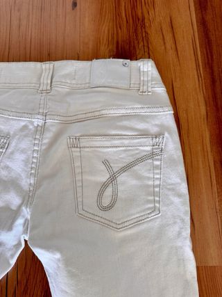 Pantalón vaquero blanco