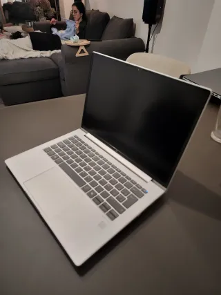 HP EliteBook 645 G11 Ryzen 7 | 16GB RAM, portatil