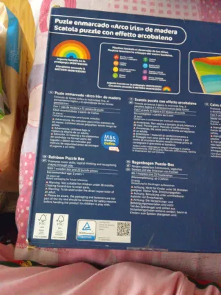 Puzzle madera arcoíris Play Tive 23 piezas