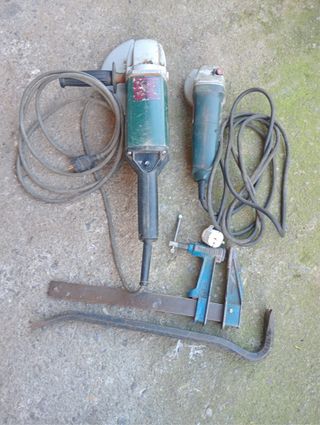 Lote herramientas: Amoladoras y sargentos