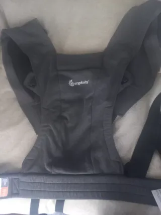 Mochila Ergobaby Porteo Gris