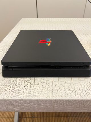 PS4 1TB Negra + 3 Mandos