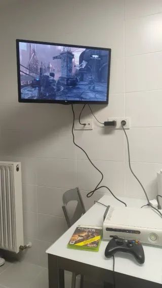 Xbox 360 + 16 Juegos + Volante+ mando