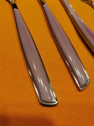 BUGATTI GLAMOUR - SET DE 5 CUBIERTOS COLOR LAVANDA