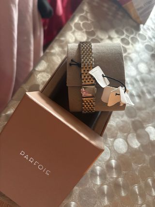 Reloj Parfois dorado y verde