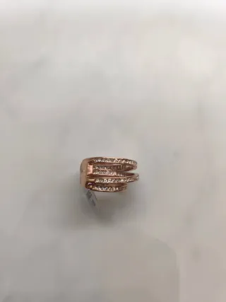 Anillo Talla 16 Dorado con Circonitas